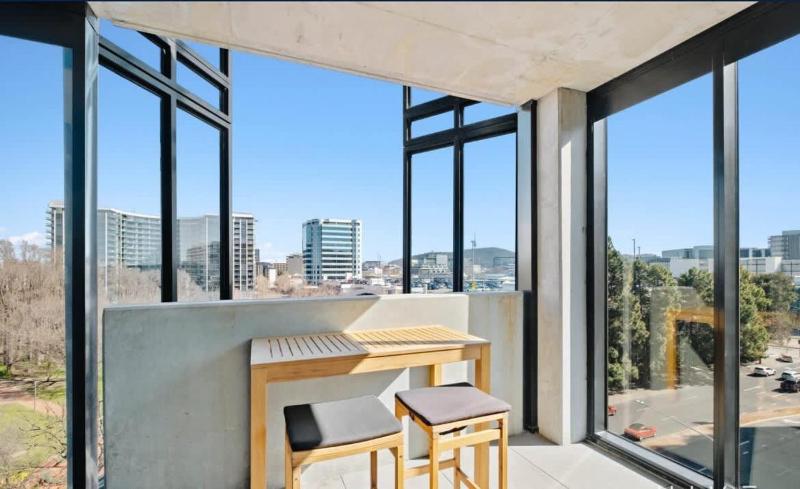 City-Views-Stylish-2bed2bath - image 14