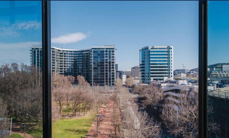 City-Views-Stylish-2bed2bath - image 10