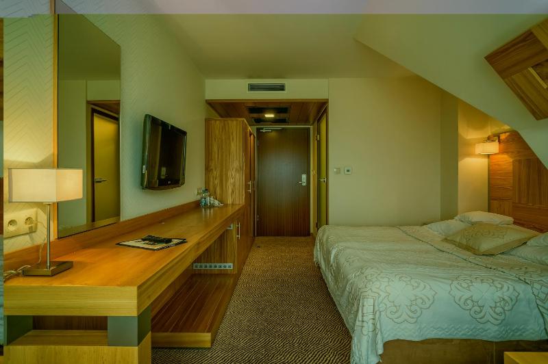Double Room image 2