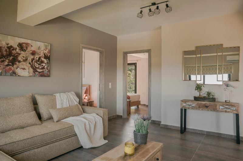 Queen Bee Residence - image 19