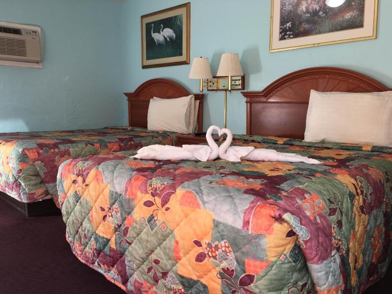Double Room with Two Double Beds - Non-Smoking image 2