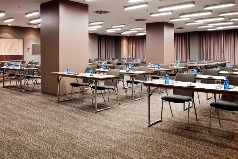 AC Hotel Iberia Las Palmas - image 3