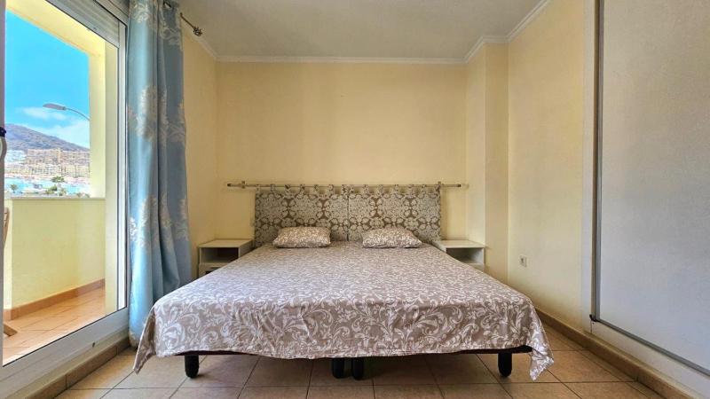 Big and beautiful house - image 21