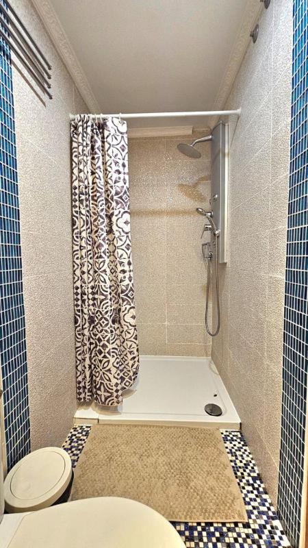 Big and beautiful house - image 26