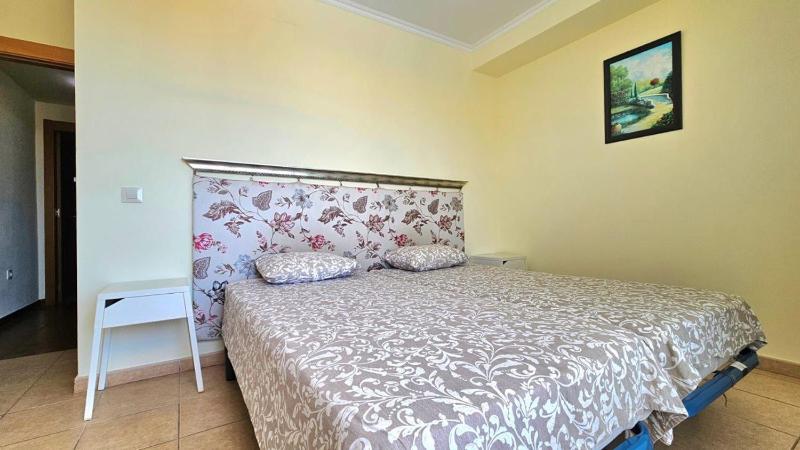 Big and beautiful house - image 18