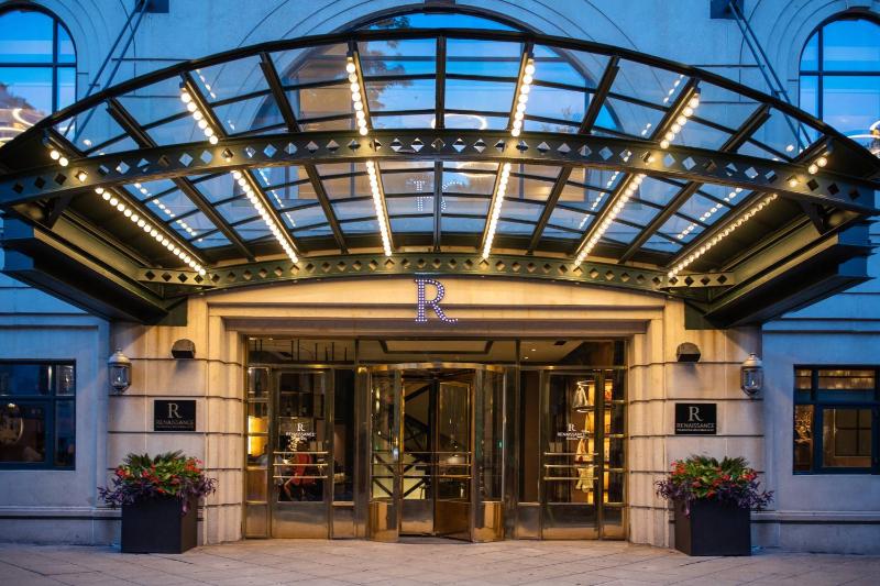 Renaissance Philadelphia Downtown Hotel - image 1