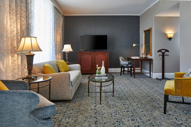 King Suite image 4