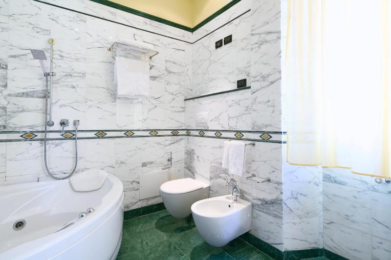 Junior Suite image 4