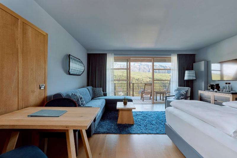 Superior Double or Twin Room image 3