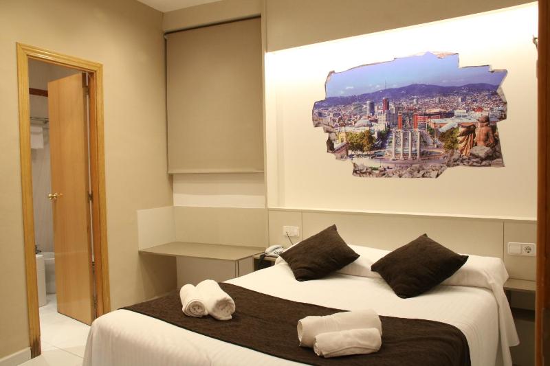 Budget Single Room image 3