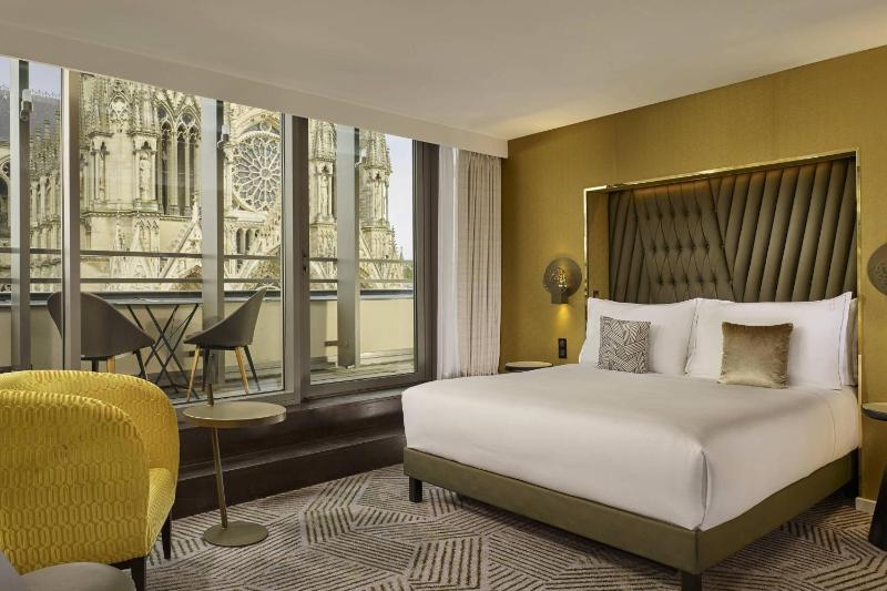 Executive King room - Cathedrale view image 1