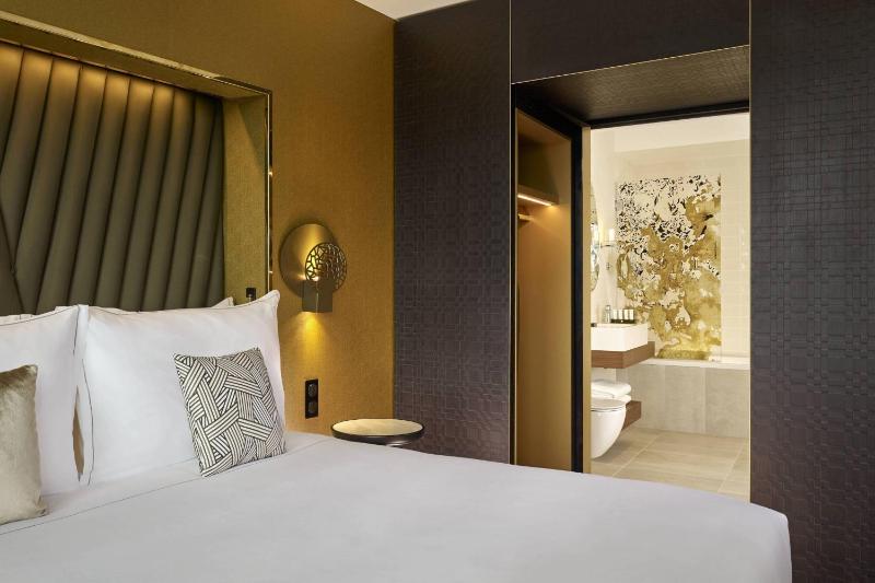 Executive King room - Cathedrale view image 4