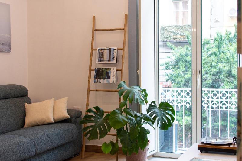 Two-Bedroom Deluxe Apartment image 3