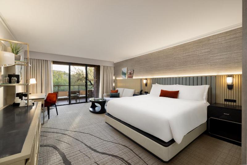 Loews Ventana Canyon Resort - image 26