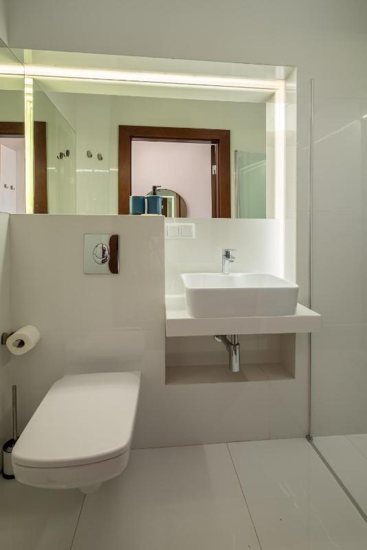 Twin or Double Room image 2
