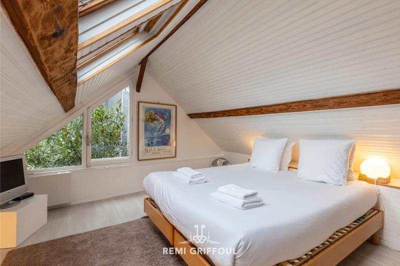 Fenêtres sur cour 3 Duplex in the Heart of the City Center 4 Guests - image 19