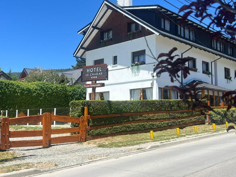 Hotel Le Charme - image 1