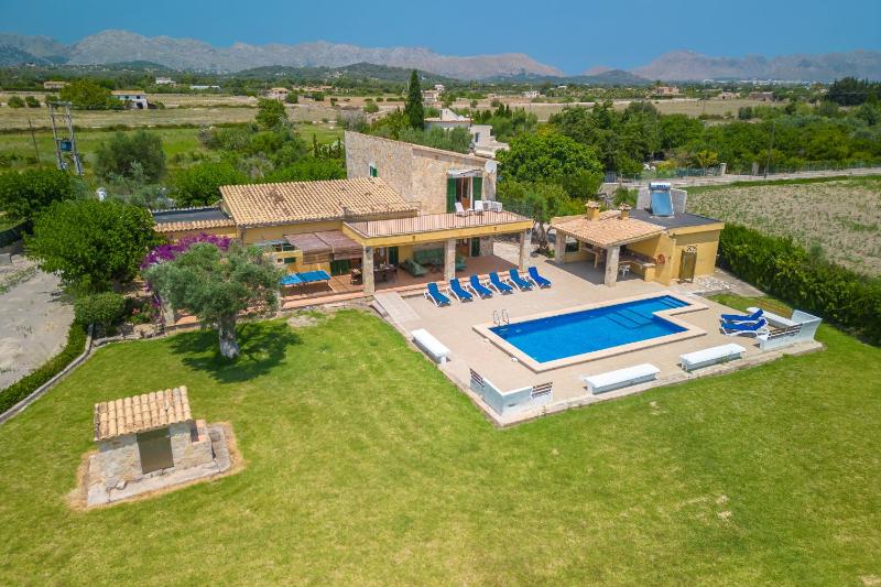 Villa Can Patriarca with Pool Garden Mountain Views Only Families - image 30