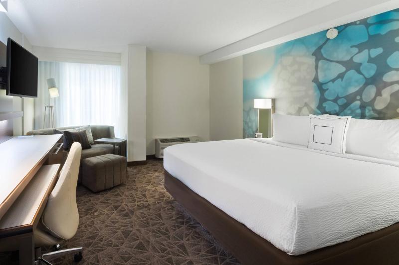 King Room image 1