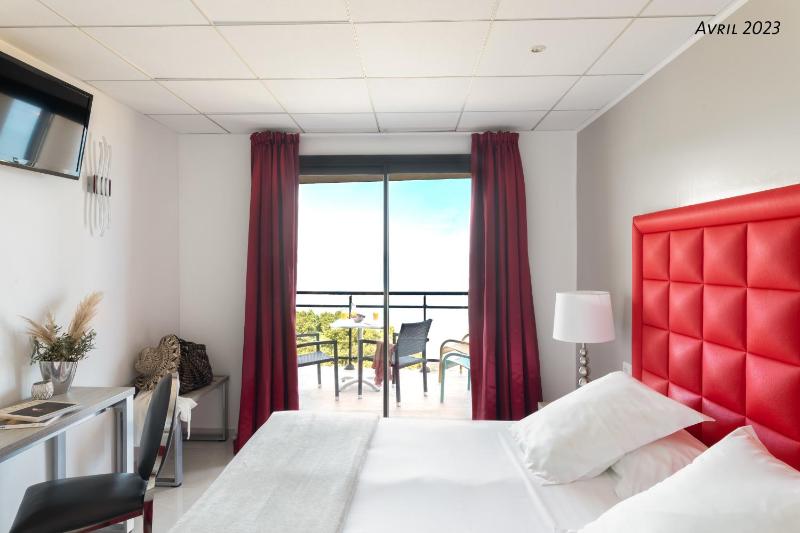 Superior Double Room - Gulf Side image 1