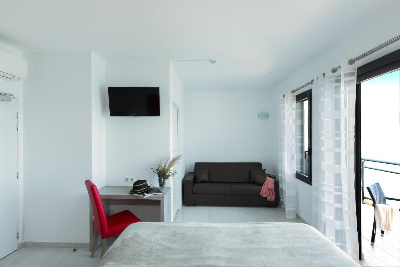 Junior Suite - Gulf Side image 4