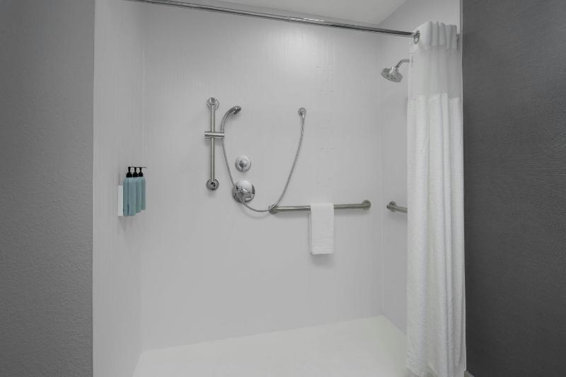 King Suite with Sofa Bed image 2