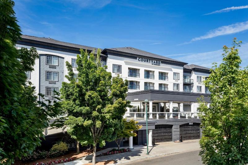 Courtyard by Marriott Portland North - image 31