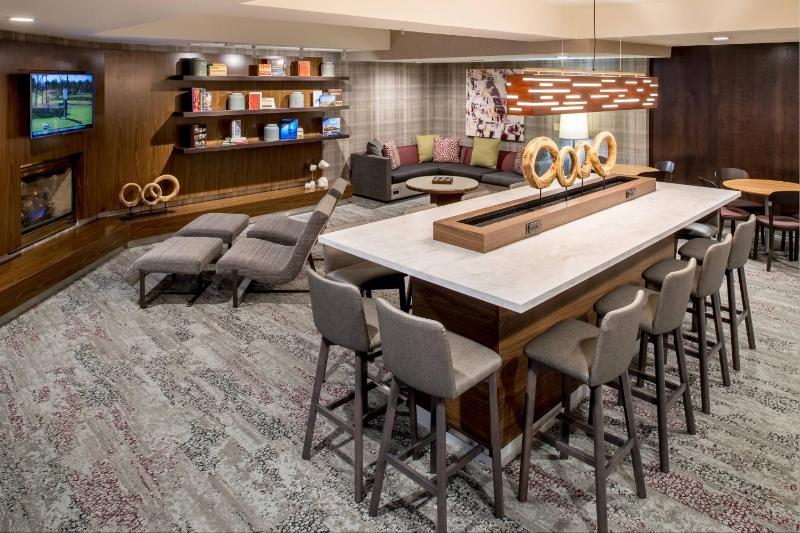 Courtyard by Marriott Portland North - image 11