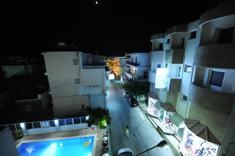 Ialysos City Hotel - image 8