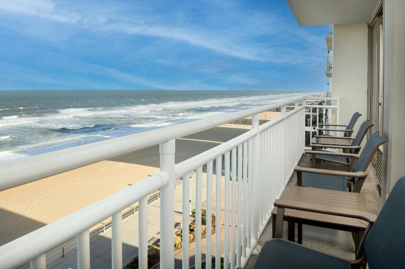 Courtyard by Marriott Virginia Beach Oceanfront/North 37th Street - image 15