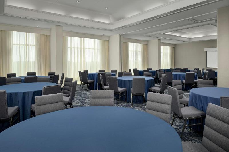 Courtyard by Marriott Virginia Beach Oceanfront/North 37th Street - image 32