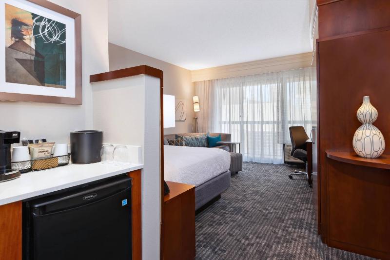King Room image 1