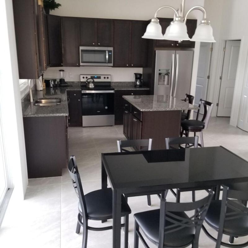 Stunning New Home in Cape Coral Florida - image 11