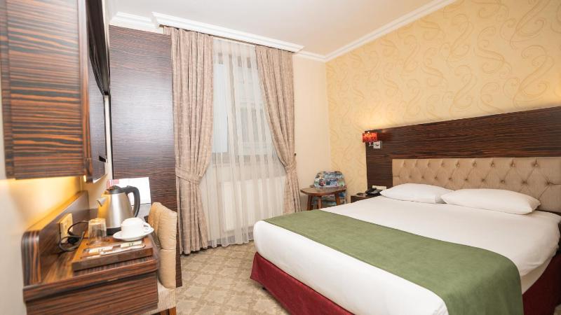 Executive Double Room image 2