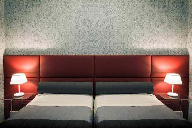 Double or Twin Room with Balcony image 4