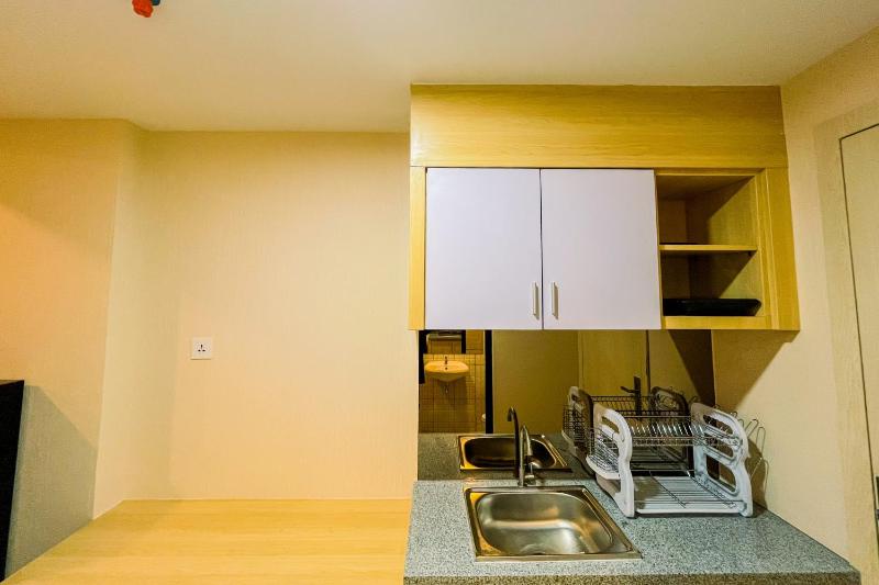 Good Deal and Homey Studio De Prima Apartment By Travelio - image 4