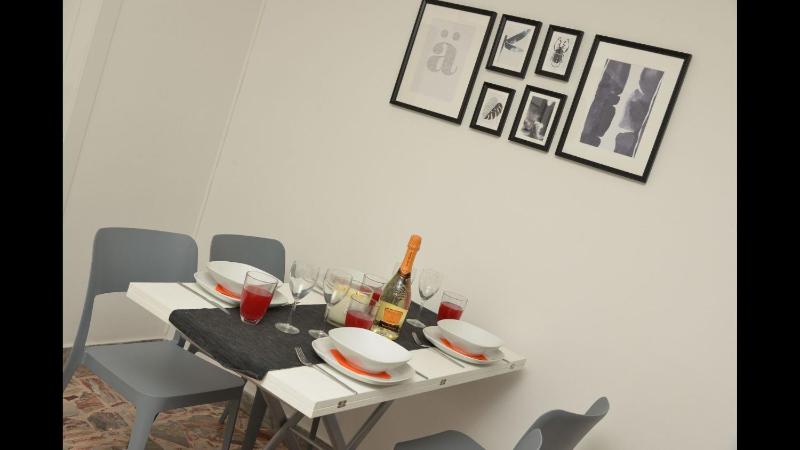 Central Apartment Guisan in Paradiso - image 2