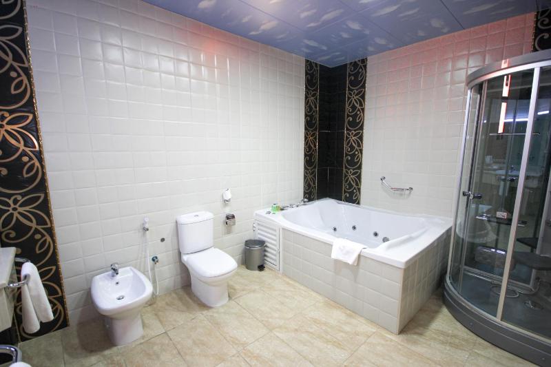 Three-Bedroom Villa image 4