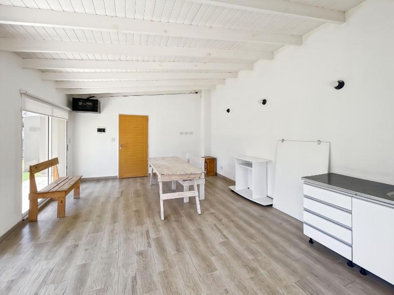 Modern Studio with Amenities in the Heart of the City Saenz Pea -U4 - image 7