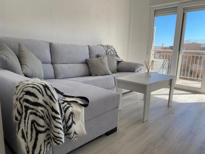 Apartment to 100m of the beach - image 11