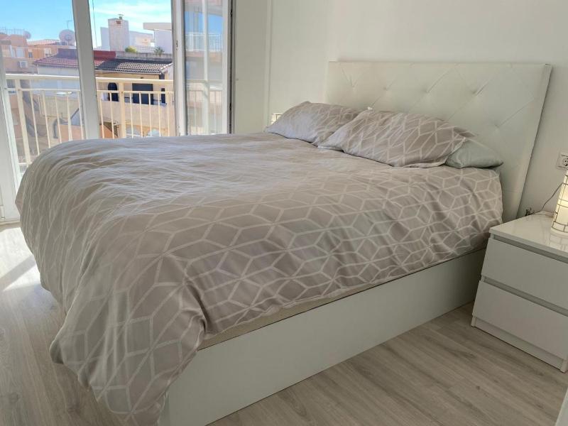 Apartment to 100m of the beach - image 20
