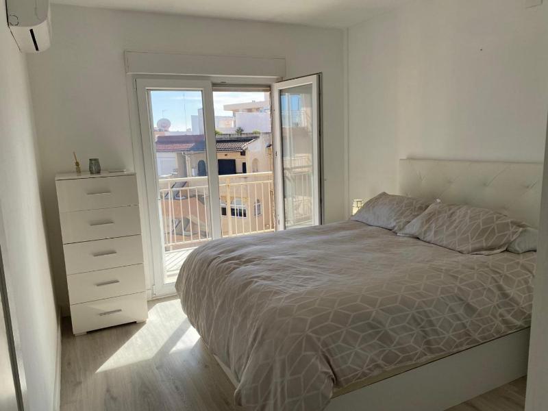 Apartment to 100m of the beach - image 23