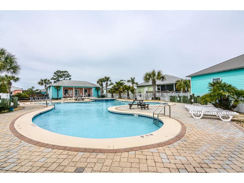 7020 Rookery 3 Someday came close to beach two pool beach amenities - image 15