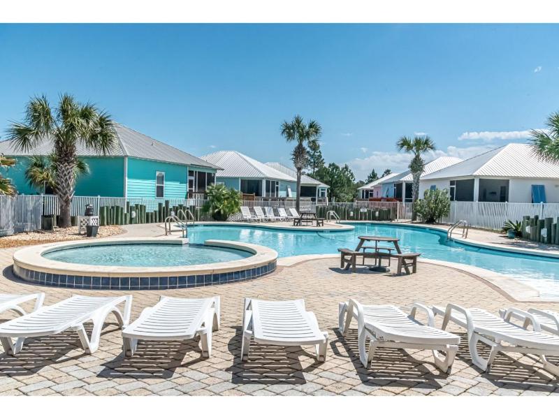 7020 Rookery 3 Someday came close to beach two pool beach amenities - image 11