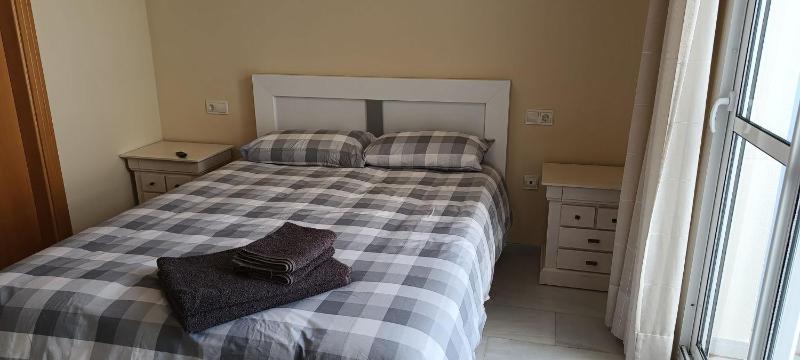 Beautiful 2 bedroom penthouse - image 32