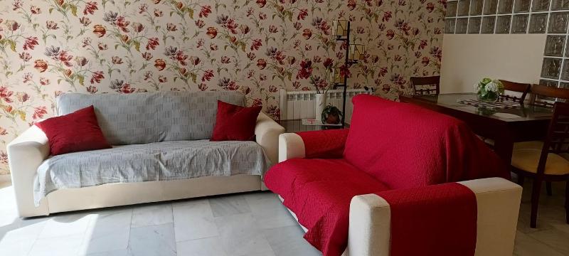 Beautiful 2 bedroom penthouse - image 36