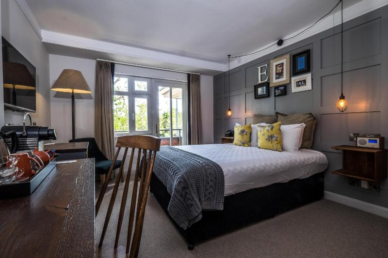 Double Room image 2