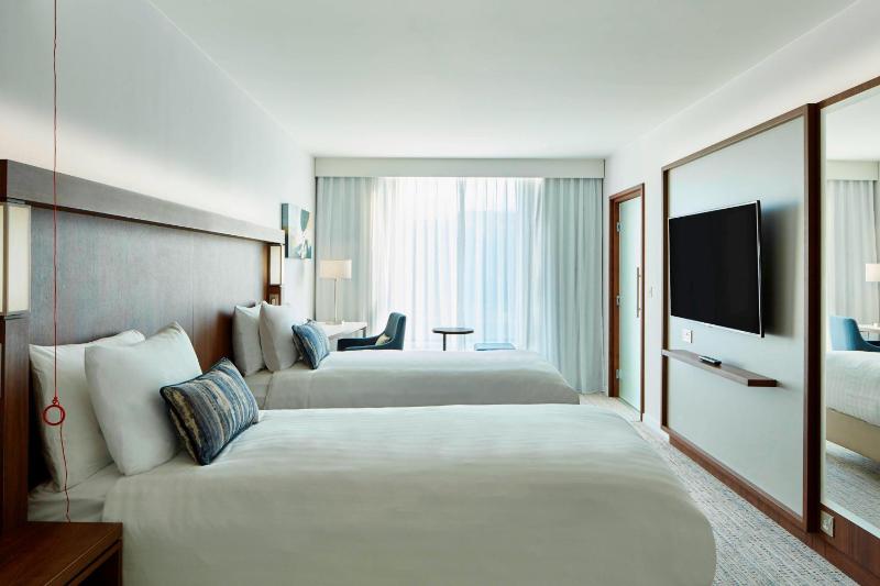 Twin Room image 1