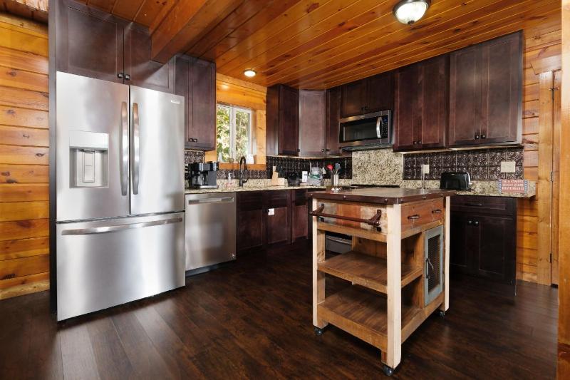 Patriots Den - image 5