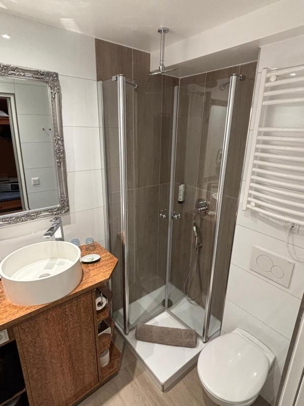 Single Room image 1